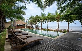 The Grand Villandra Resort Lovina